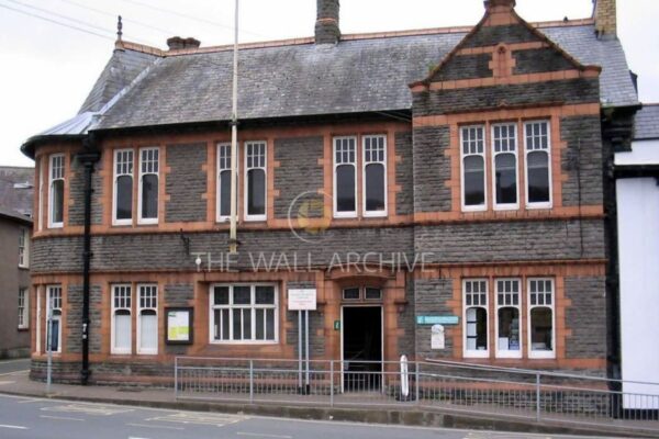 Former Council Offices, Beaufort Street, Crickhowell – Historic Print (Mounted 8" x 6" Print, 6" x 4" Photo) Free Post in The UK