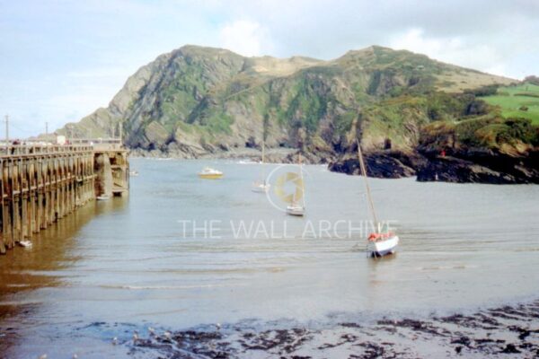 Vintage 1970s Photograph – Ilfracombe Harbour & Landscape (Mounted Print 8" x 6", 6" x 4" Photo) Free post in the UK