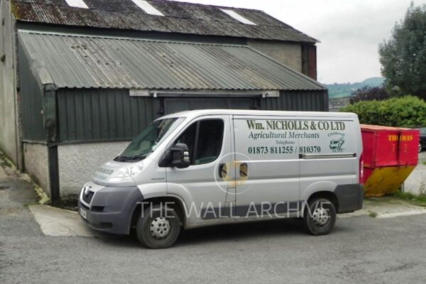 Wm Nicholls & Co Ltd Van – Crickhowell’s Agricultural Heritage (Mounted 8" x 6" Print, 6" x 4" Photo) Free Post in the UK