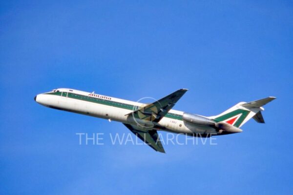 McDonnell Douglas aircraft operated by Alitalia, registration C-FCPE, Seen at Heathrow Airport in May 1996 -- 8″ x 6″ Mount – featuring a 6″ x 4″ Photo Ready for Framing – Free Post In The UK