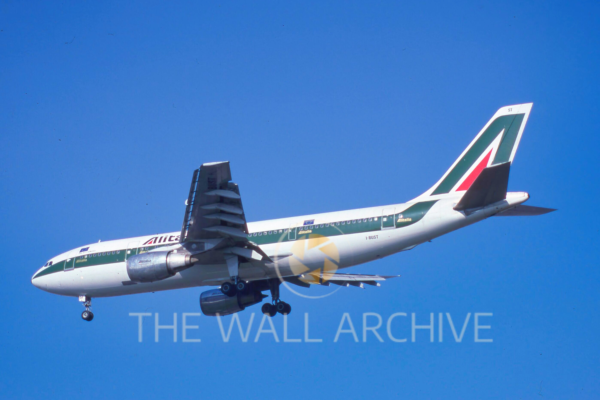 Alitalia Airbus A300, registration I-BUST, Captured on final Approach at Heathrow Airport on 9th October 1995 - Featuring a 6" x 4" Photo Ready for Framing - Free Post In The UK