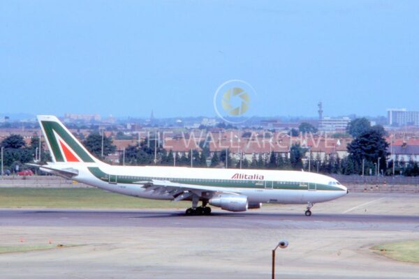 Heathrow Airport in July 1982, Alitalia Airbus A300B4 - 8″ x 6″ Mount – featuring a 6″ x 4″ Photo Ready for Framing