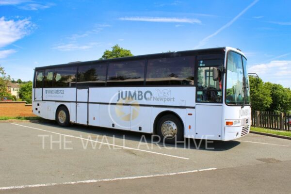 Jumbo of Newport coach parked in a bus car park in Ludlow, Shropshire -- 8" x 6" Mount - featuring a 6" x 4" Photo Ready for Framing - Free Post In The UK