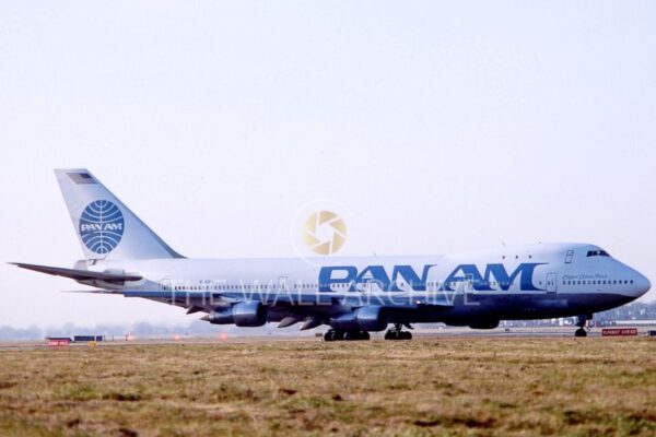 Heathrow Airport in November 1985, Features a Pan Am Boeing 747-121 -- Comes 8″ x 6″ Mount – With A 6″ x 4″ Photo Ready for Framing